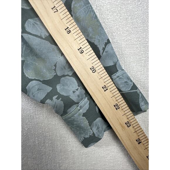 Liz Claiborne Liz Sport Womens Size L Floral Long Sleeve Button Up - Picture 7 of 8